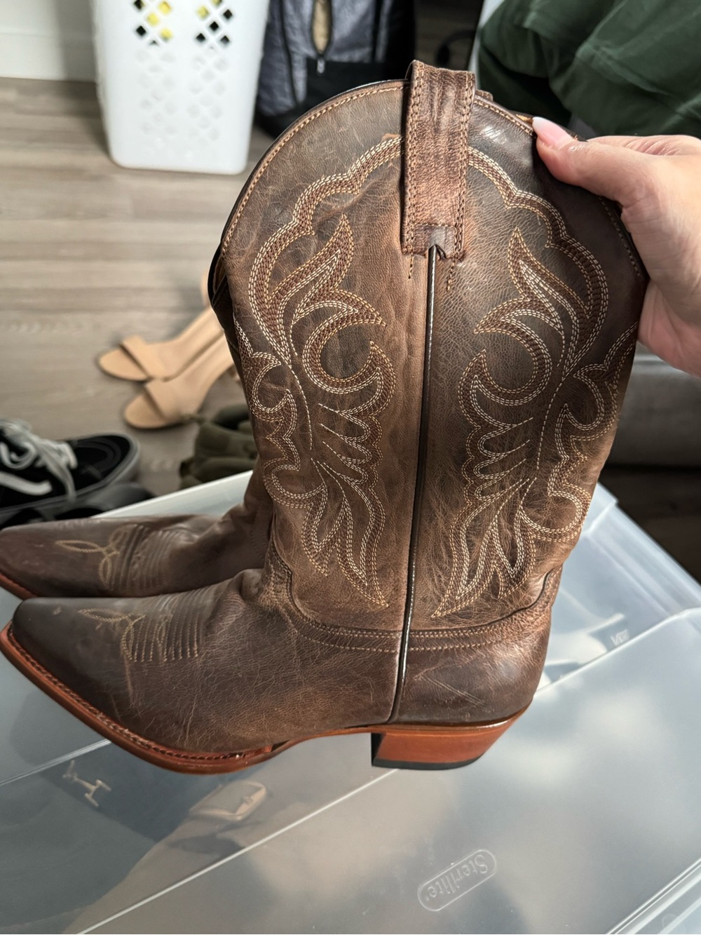 Ariat Brown Embroidered Leather Western Boots